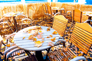 Садовая мебель на участке